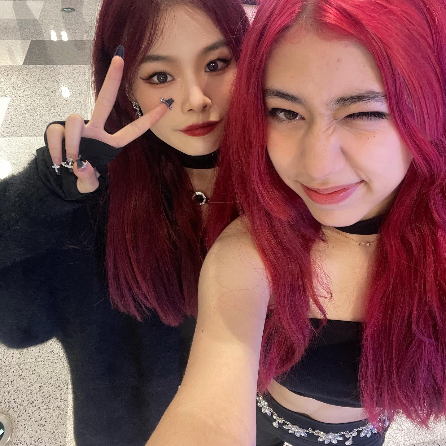  Red hair gang