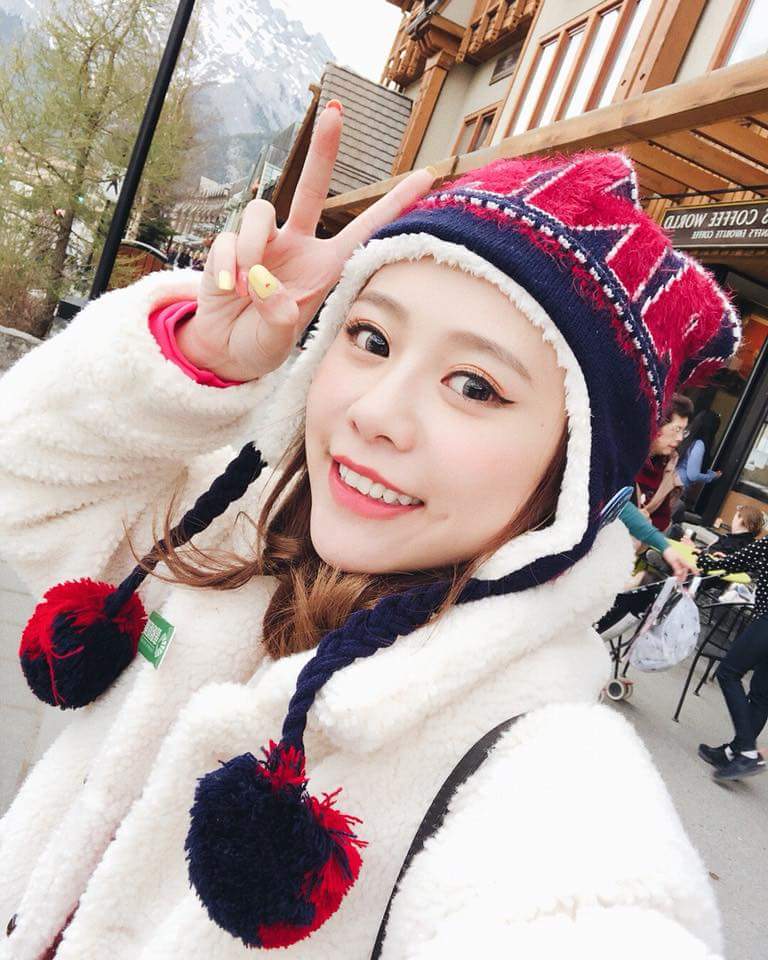  紀卜心Kimi。在加拿大班夫