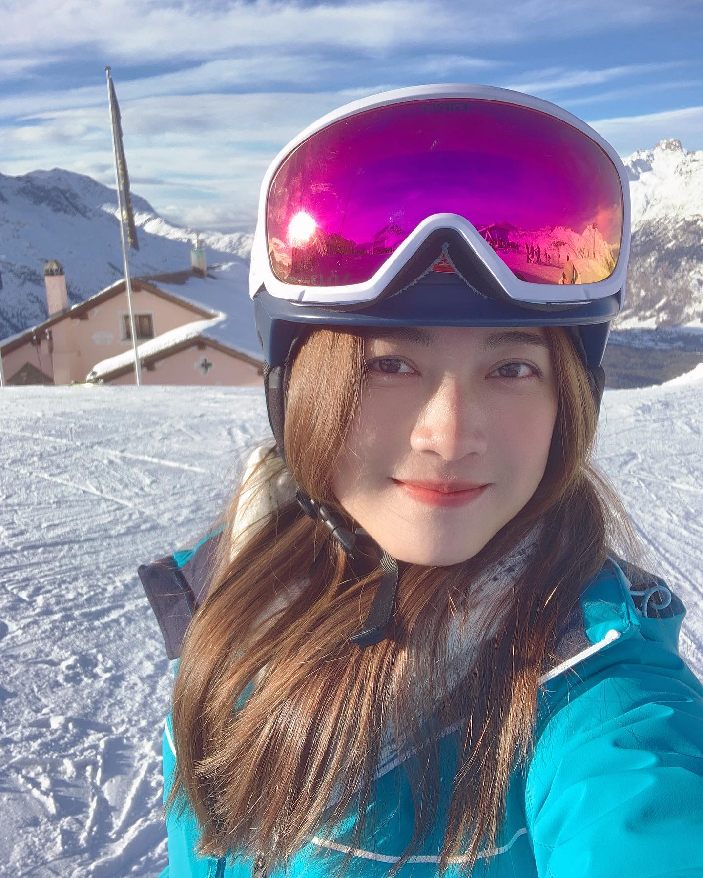  ⛷️ Ski day
#weonlyliveonce