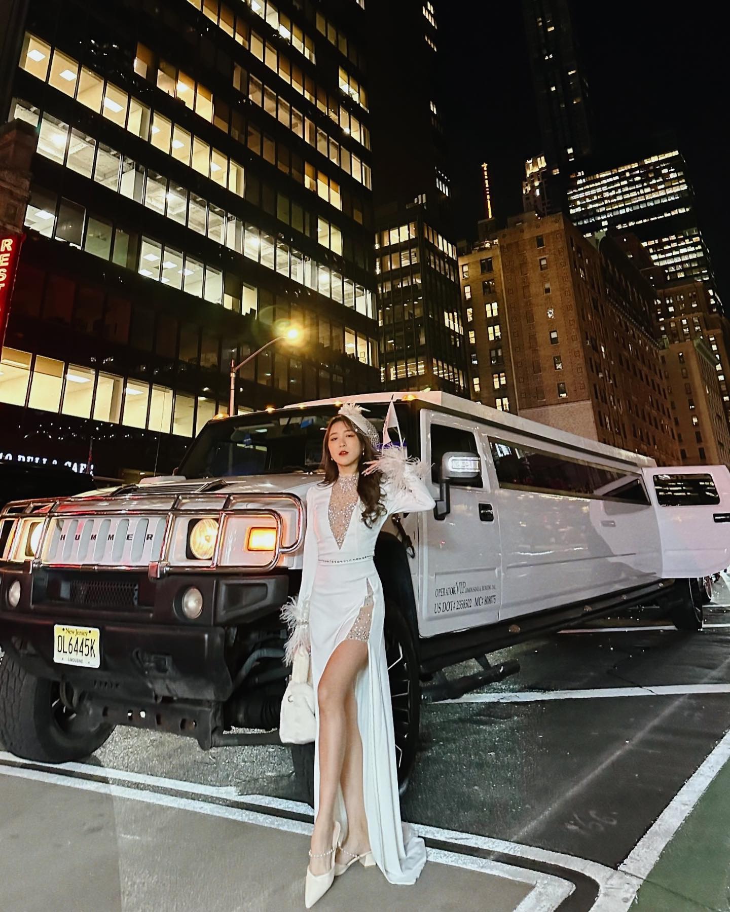  Limo ride in Manhattan city 