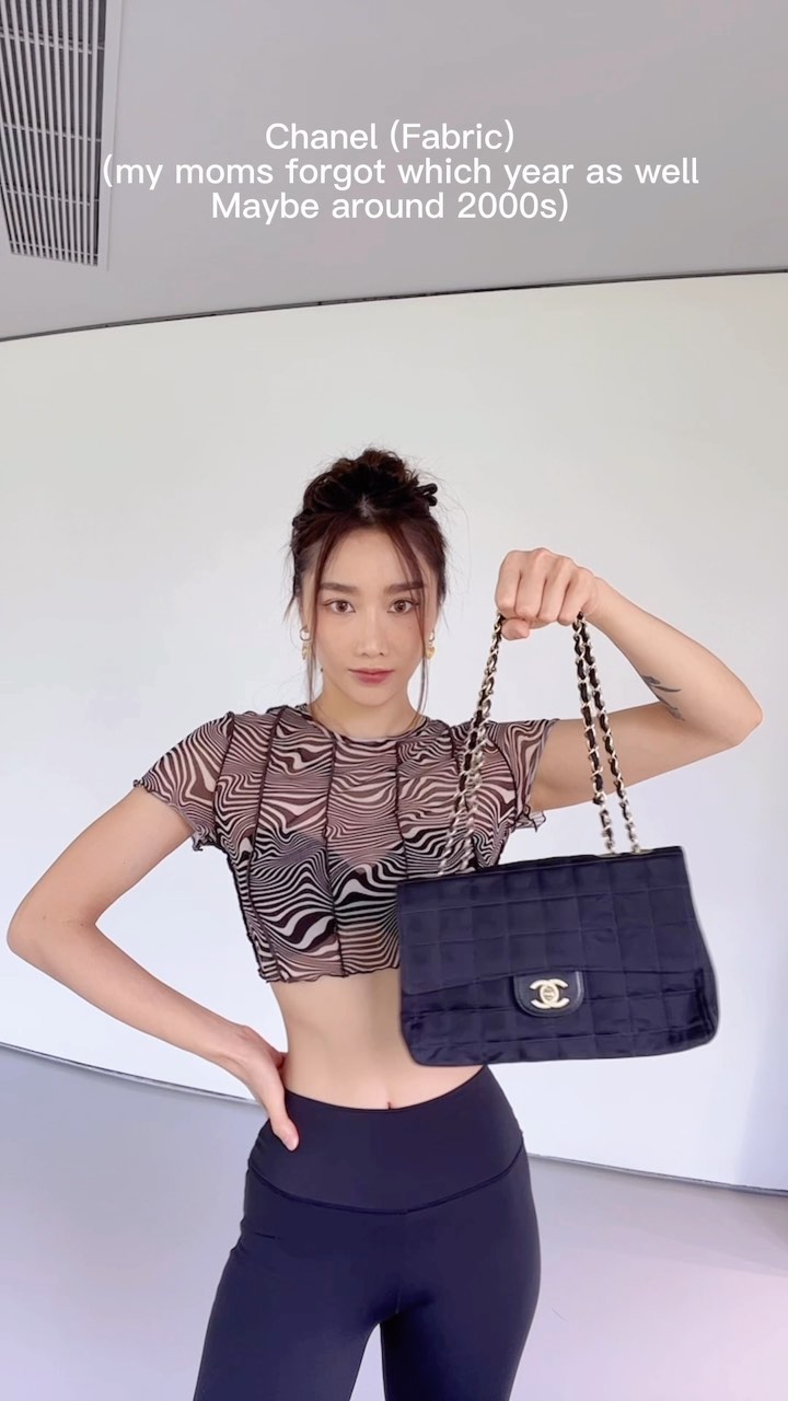  Vintage Luxury Bags from my mom ✨
Which one is y...