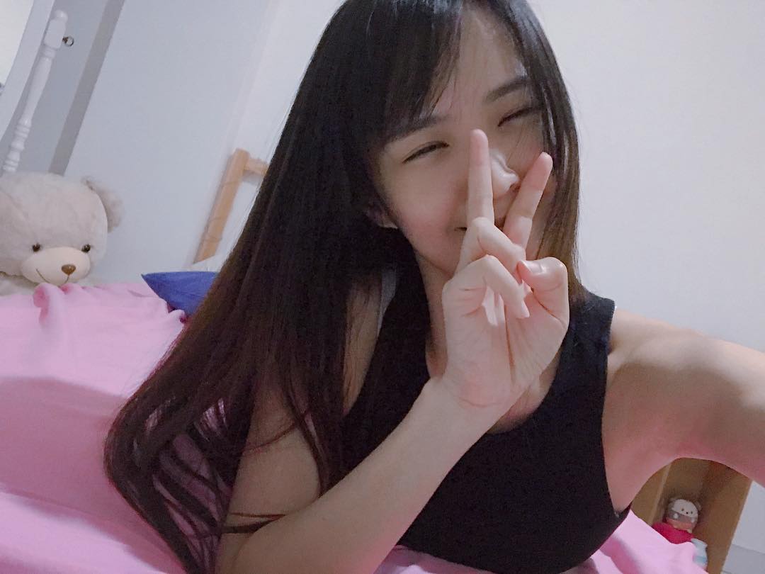  爱笑的