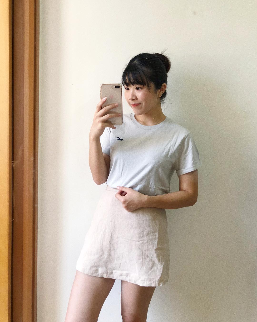  麻裙+HOLLISTER 組合