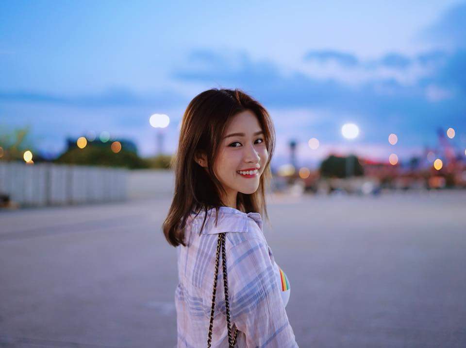  Reneebobo Li 李蔓瑩#bluemonday ? 都過了啦�...