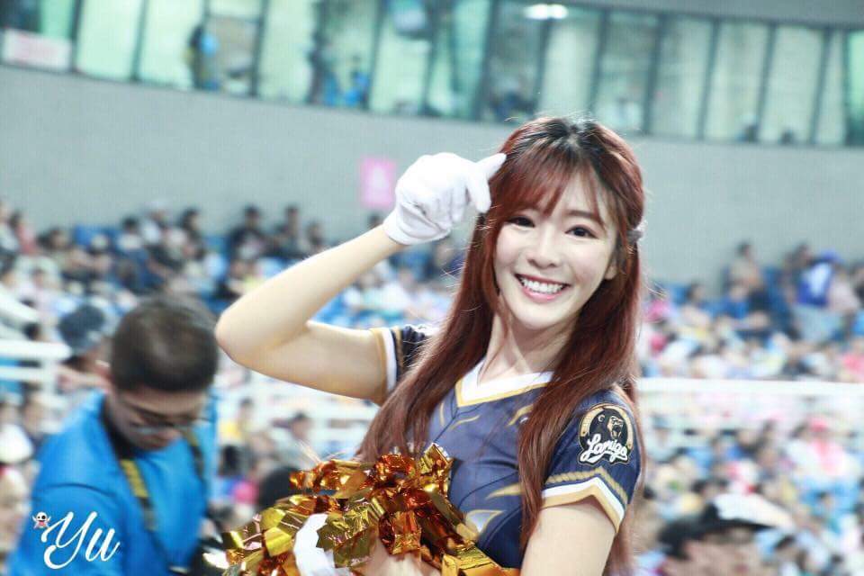  倪暄 Eli