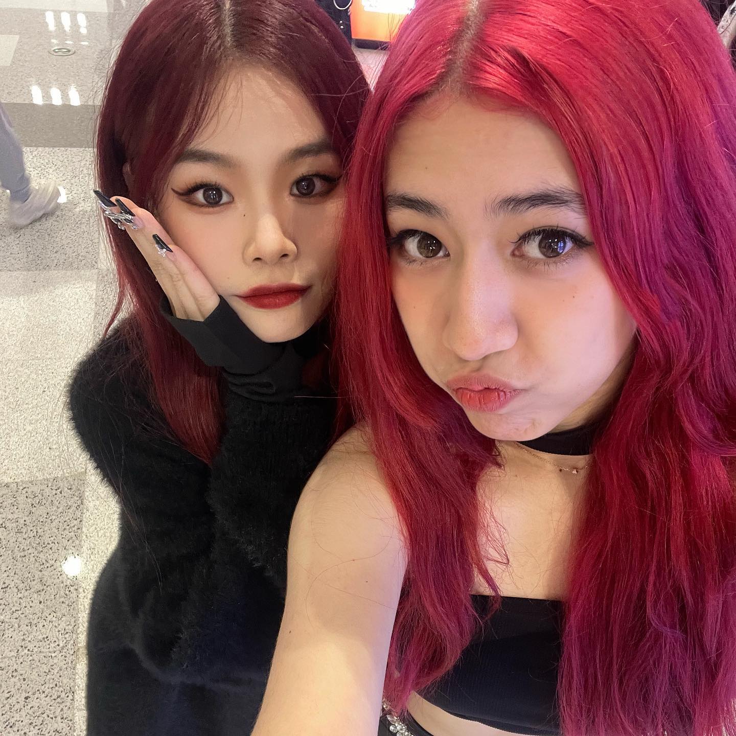  Red hair gang