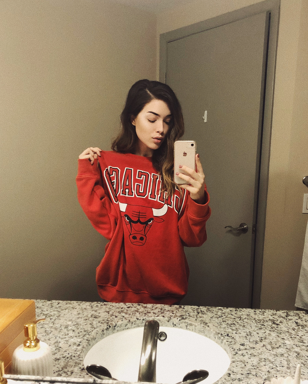  My favorite type of clothing is oversized.
Hope ev...