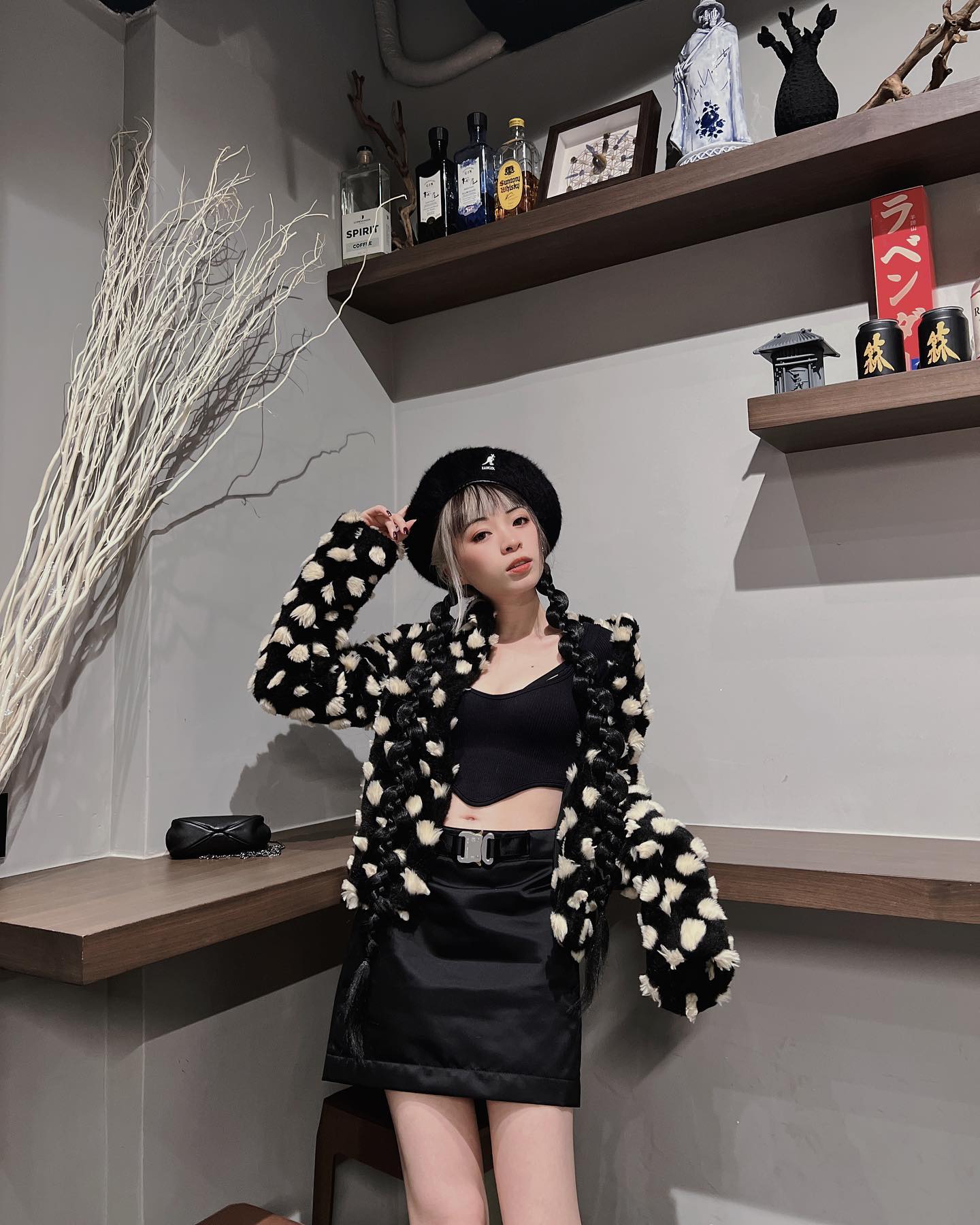  :
Sweet as sugar,Cold as ice.
Hurt me once,
I’ll...