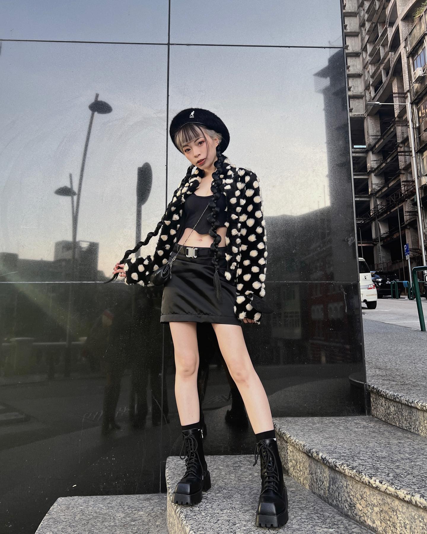  :
Sweet as sugar,Cold as ice.
Hurt me once,
I’ll...