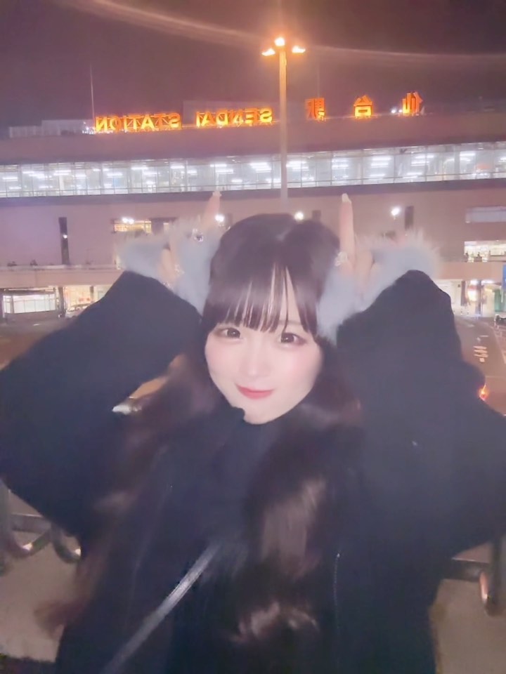  仙台たのしかった❕これは牛ポーズ�...