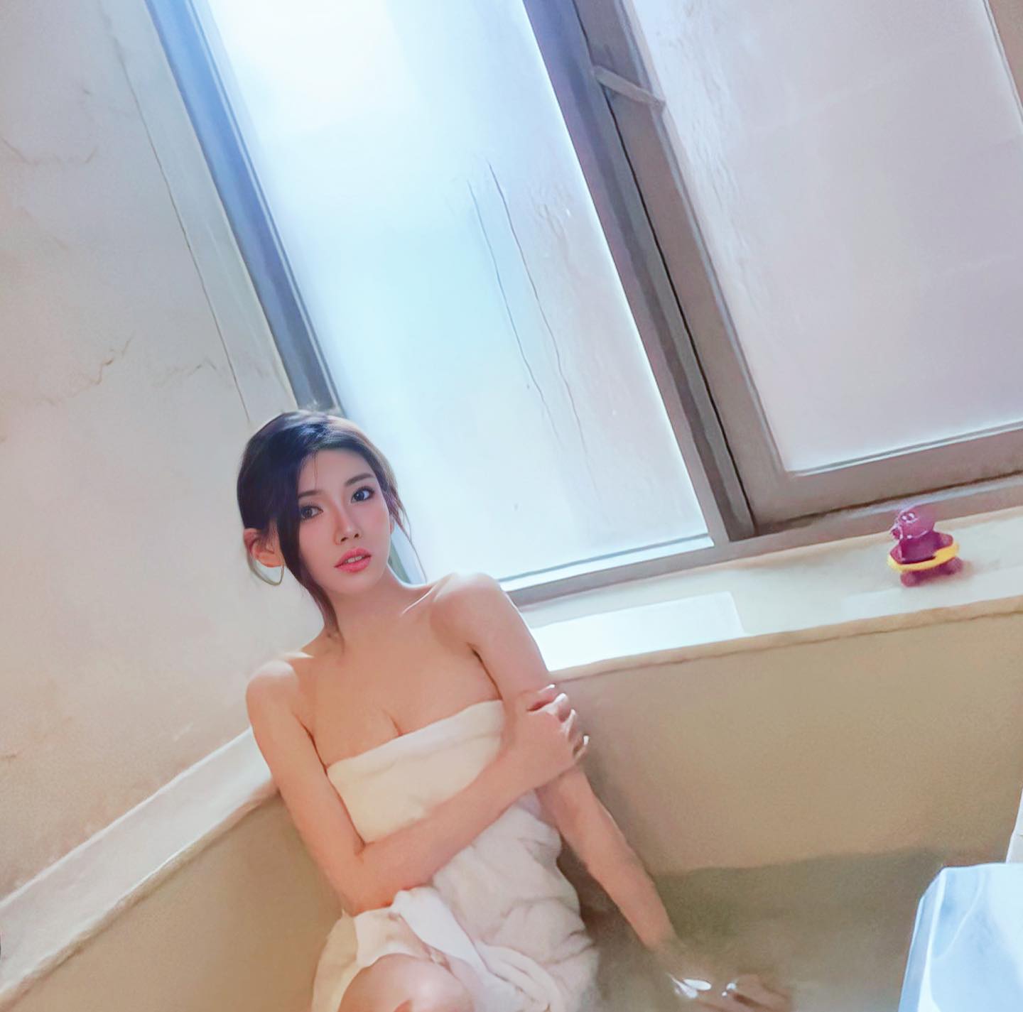  ♨️
天氣又要變冷了，
好像可以去泡...