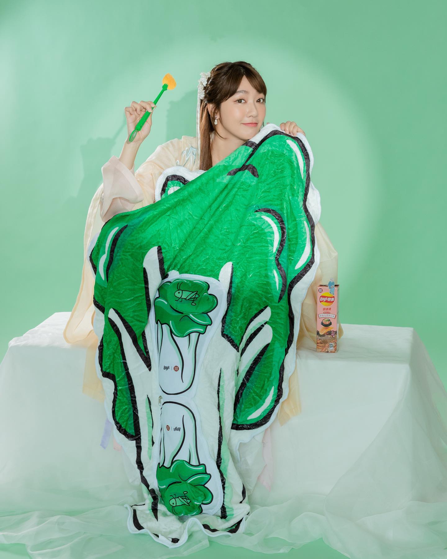  來人啊啊
將上等的薯片呈上來！
本宮...