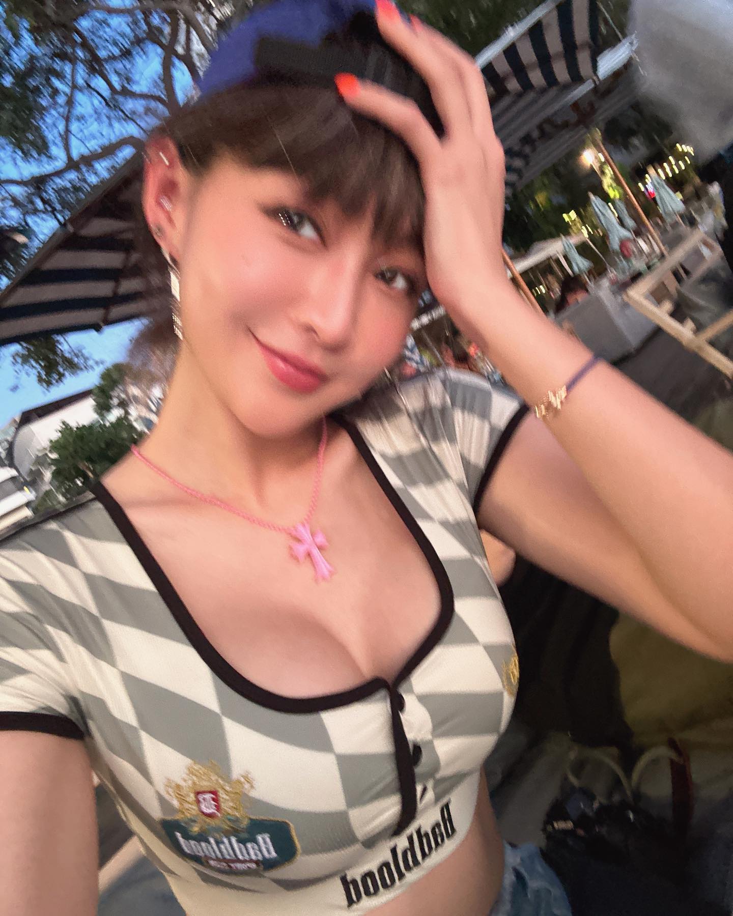  每天狂開吃的行程～
隨便買的芒果