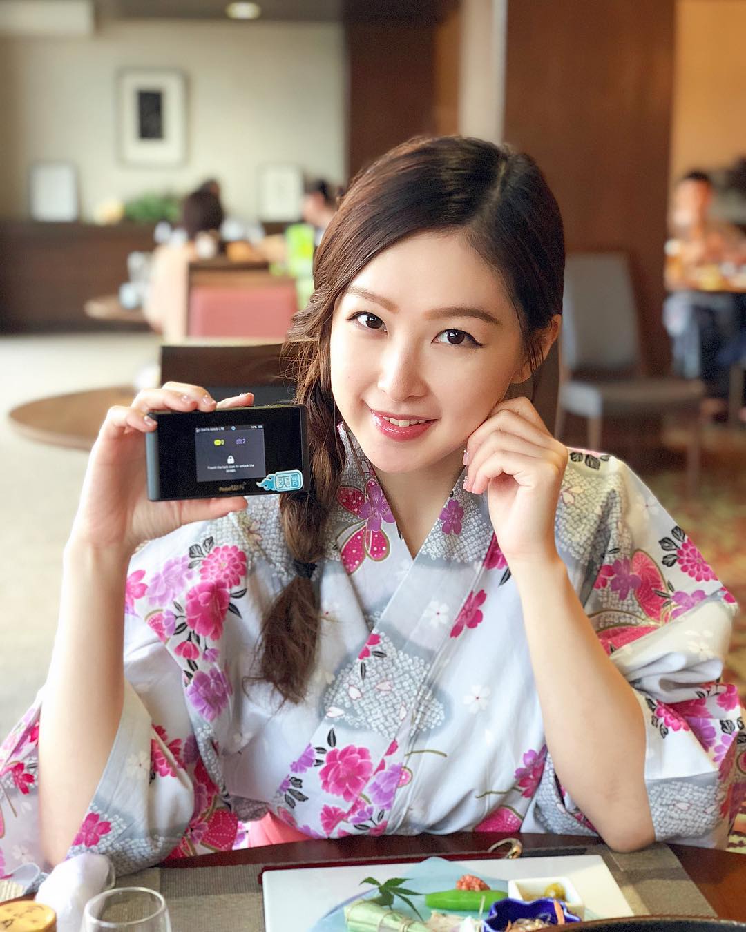  香港咁熱梗係要帶埋爽WiFi @songwifi 出�...