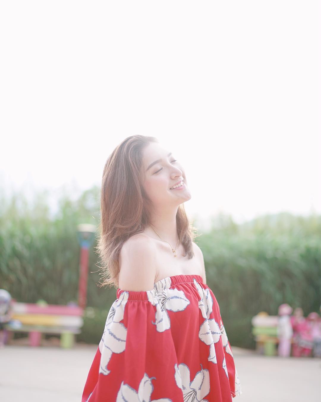  -
我是個”膚淺”的人  有一個不想曬�...