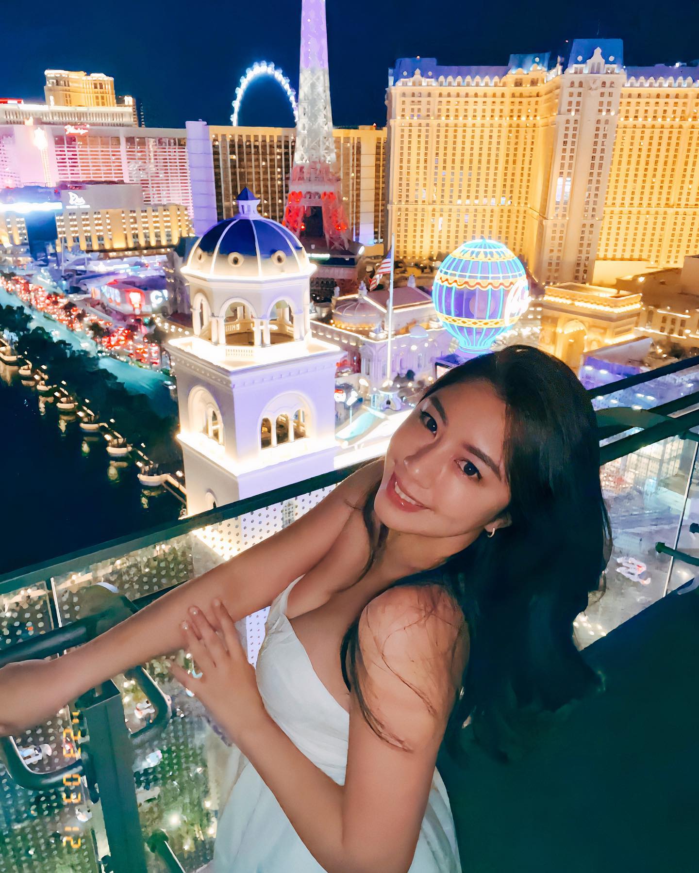  雖然是一路開車來Vegas
基於移動方便�...