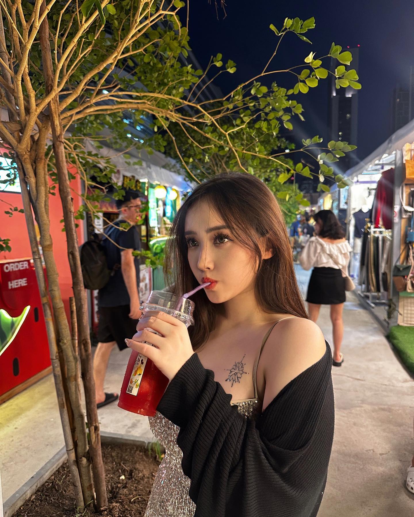  $10一杯