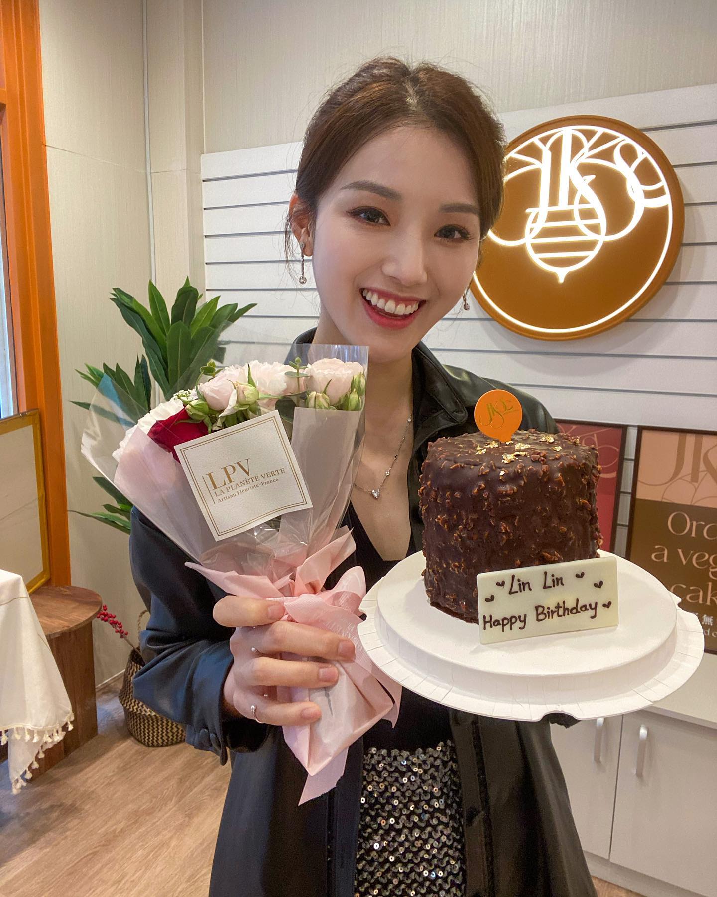  Happy birthday to Sulin (aka me )4.22 