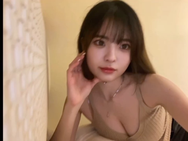  hi :)