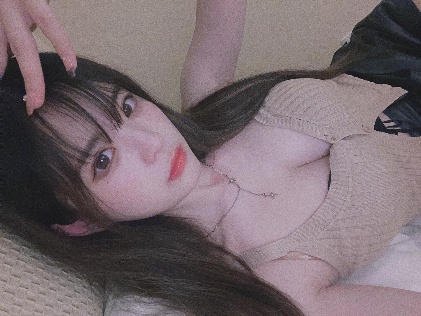  hi :)
