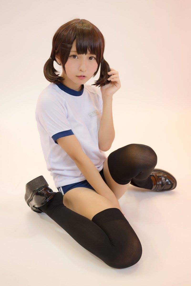  迷你裙 x 絕對領域  x 過膝襪小悠開台�...