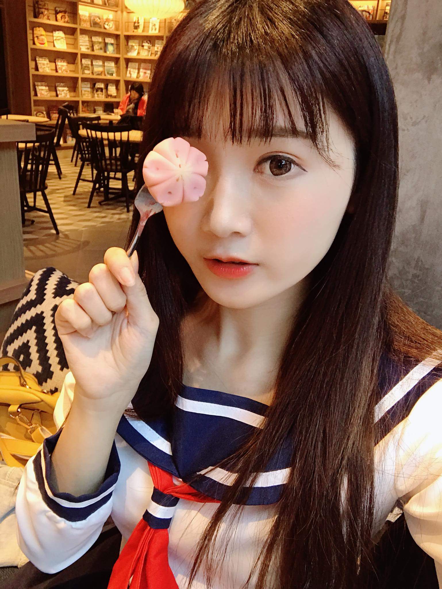 崔甜天 Sweet我的嘴邊肉肉真猖狂