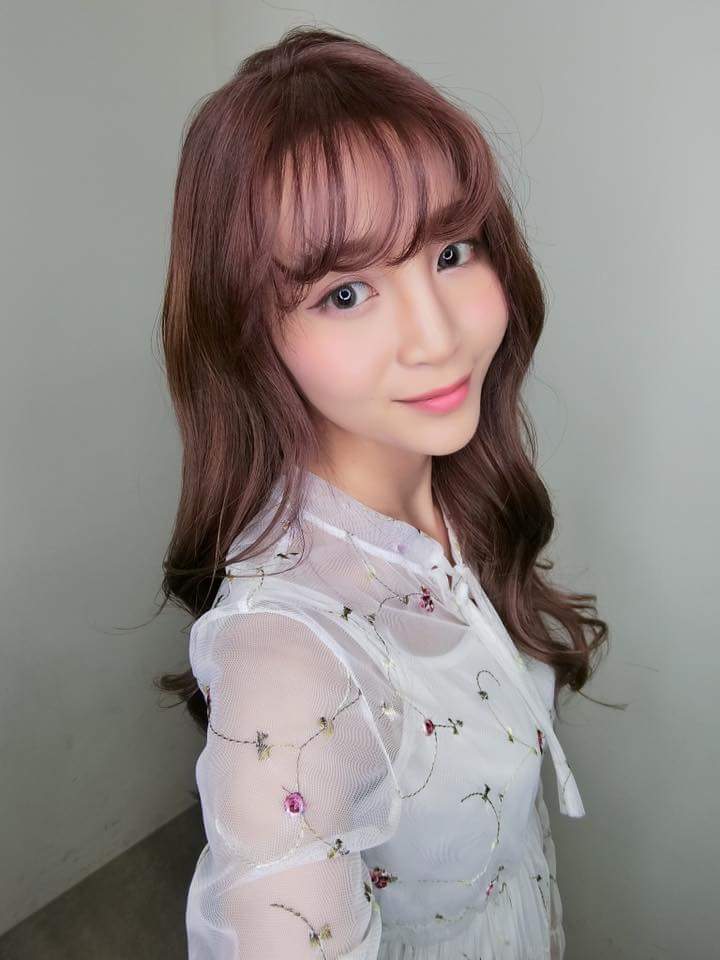  Grace 曉柔在 TOP 2 hair Design