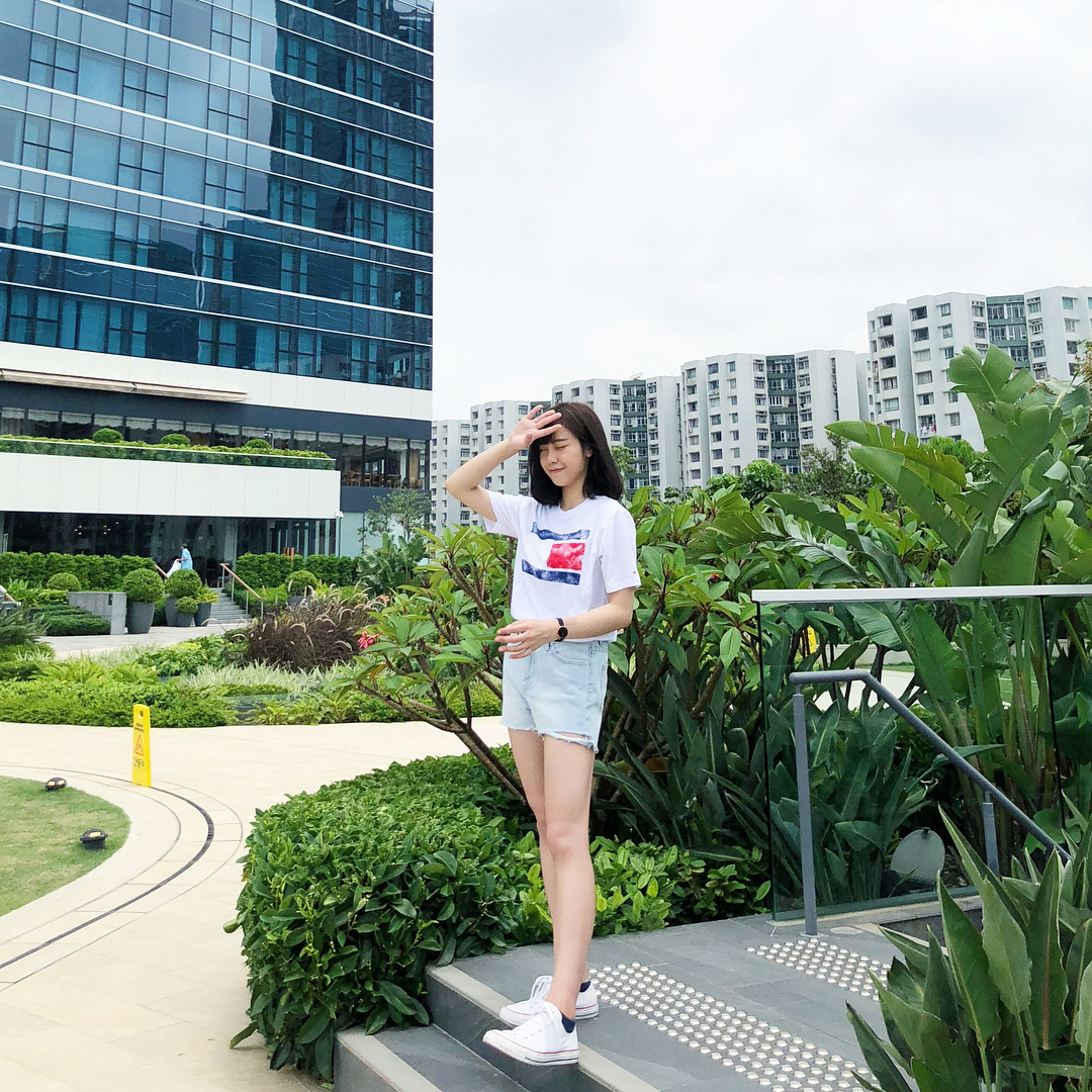  又一抵買TOMMY!!!!#拉後看大圖
「$189 TOMM...