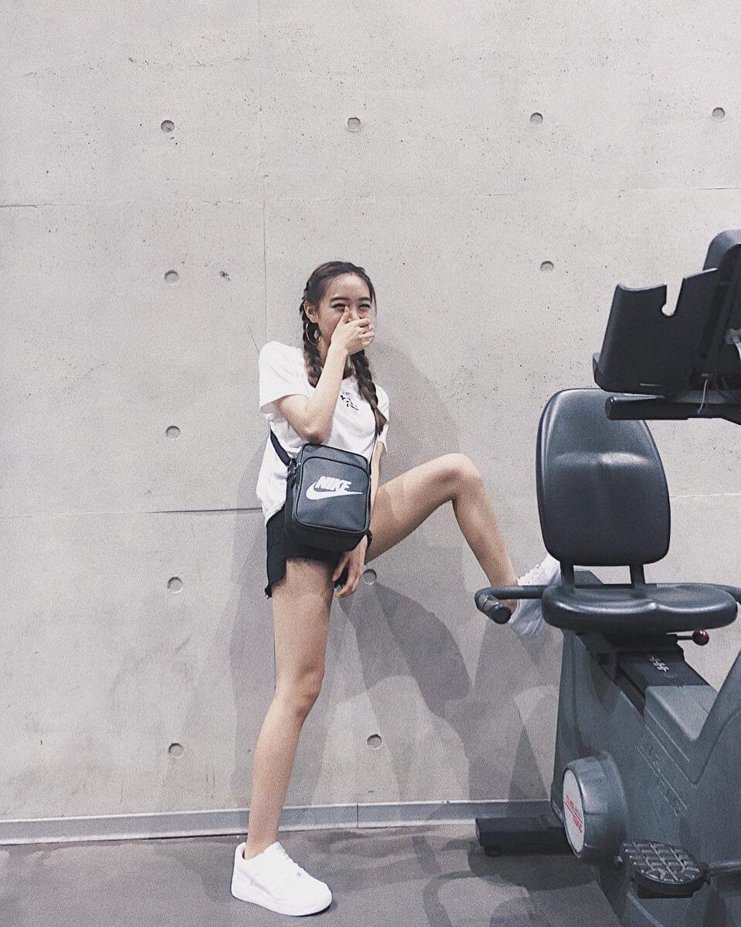  琦琦Christine被逼的