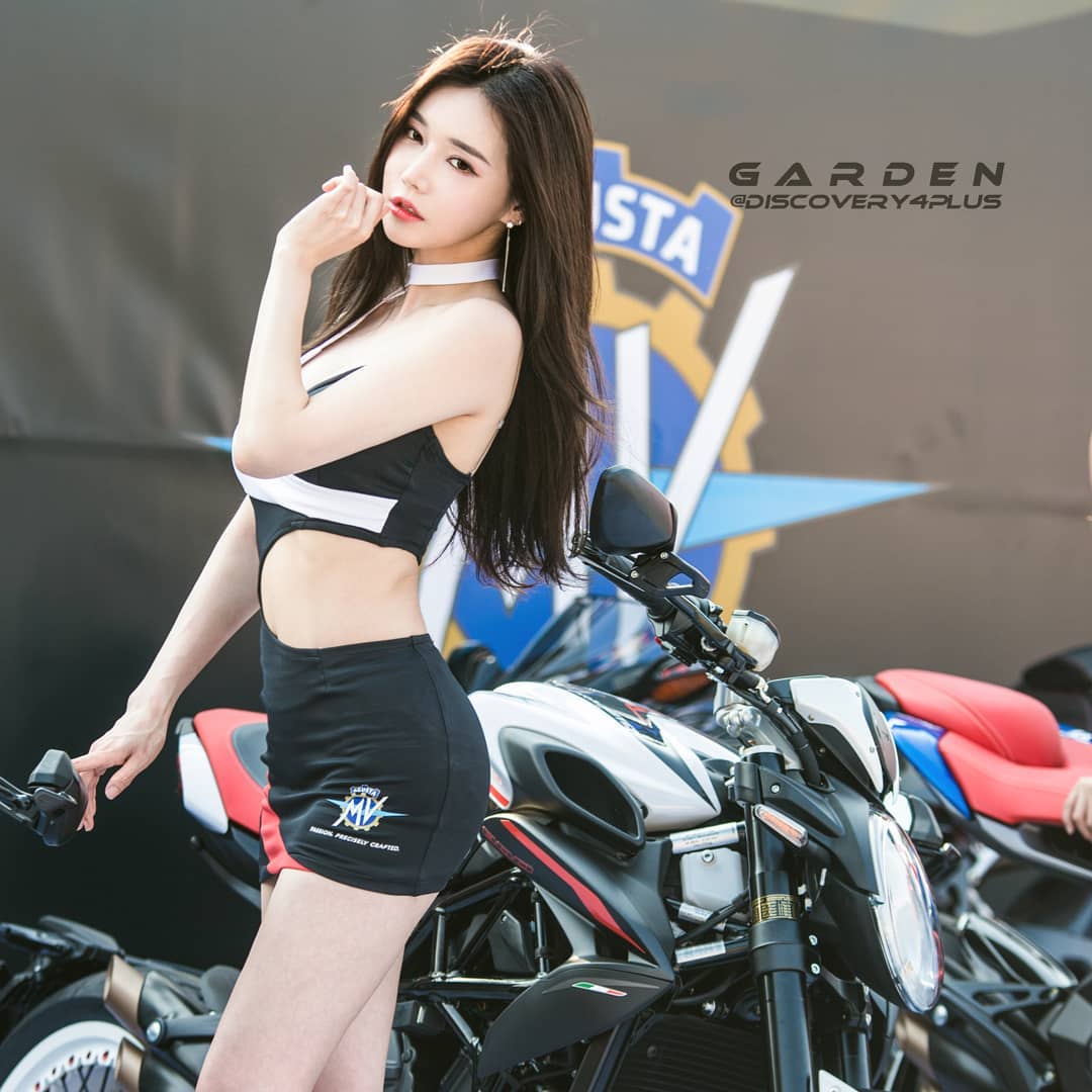  어제비행 딜레이되서 아침에 귀국해�...