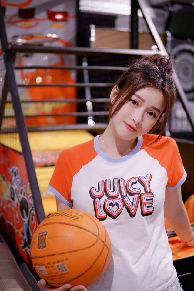  Reneebobo Li 李蔓瑩我今日得到好多愛❤�...