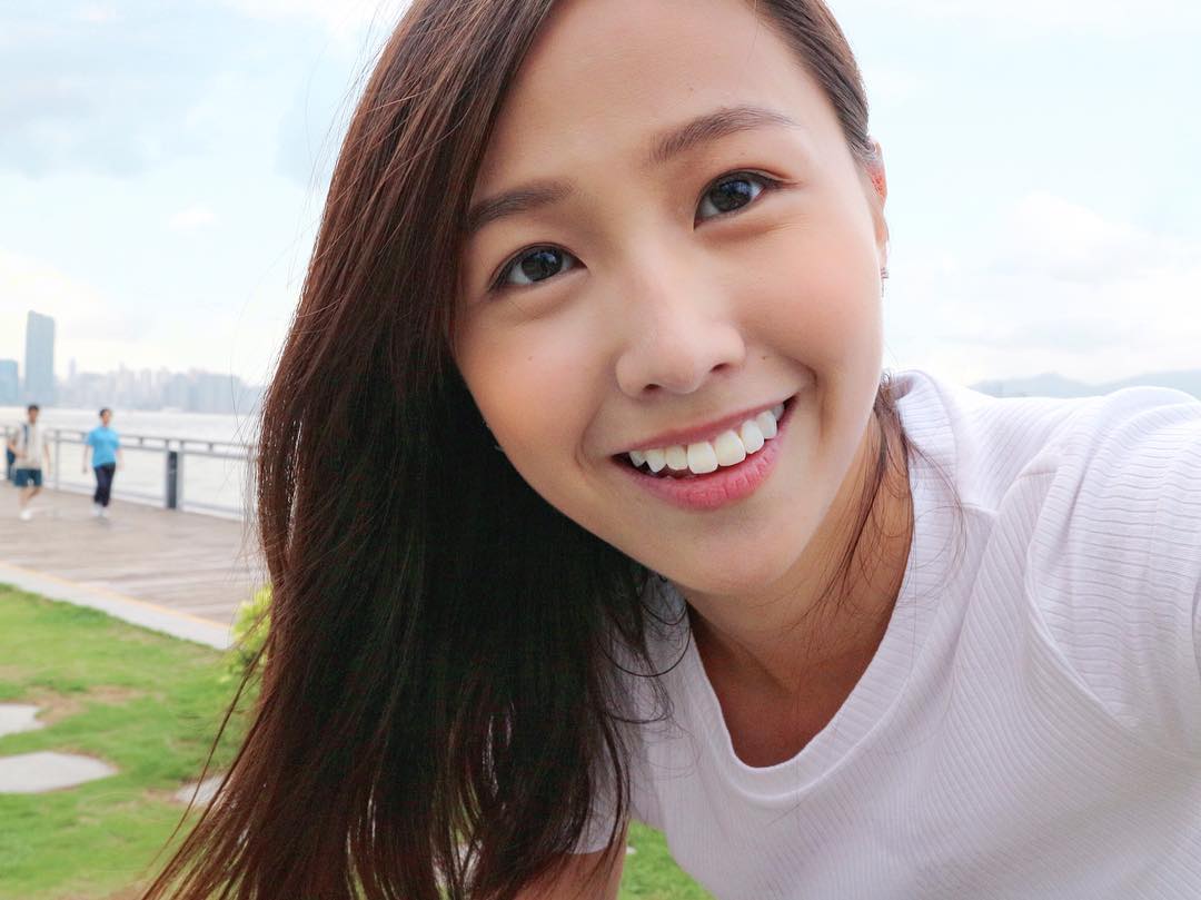  Smile a little more