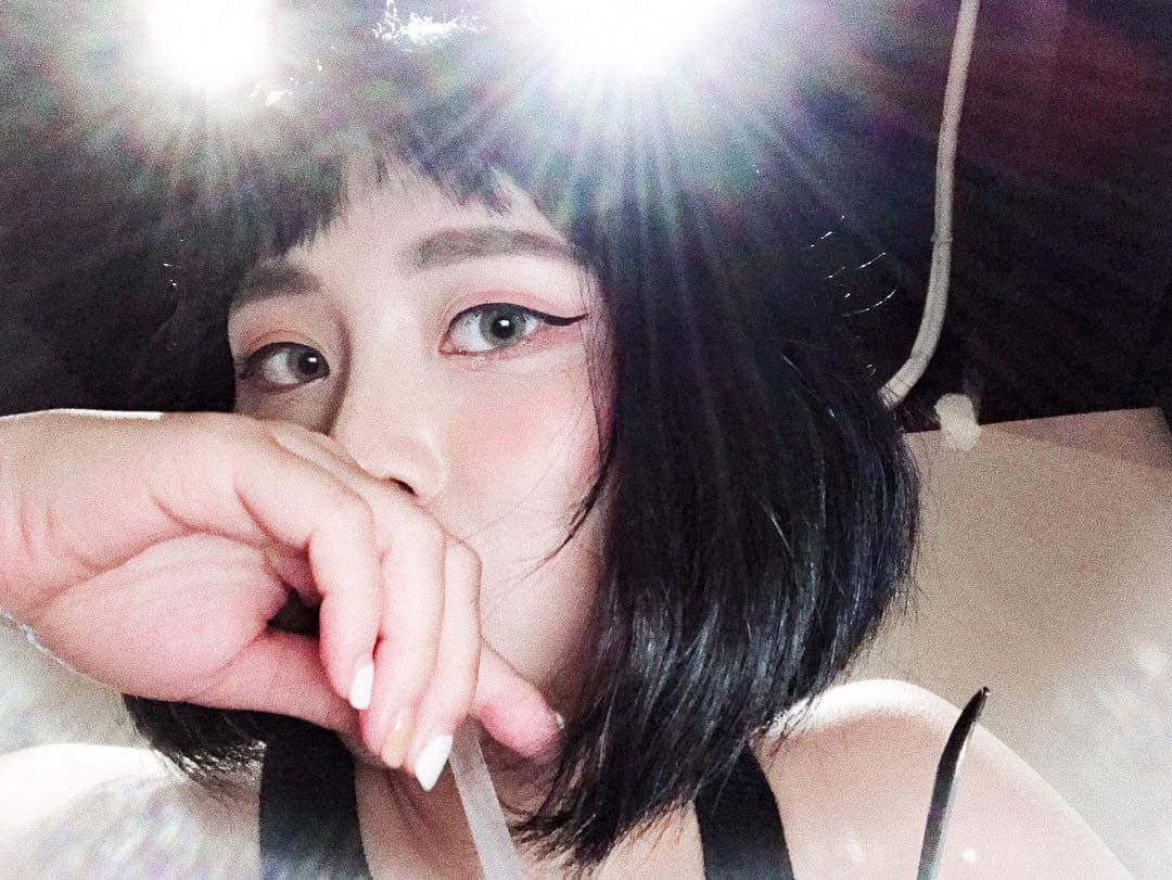  Jasmine潔絲米期許我們在這個溫水煮青�...