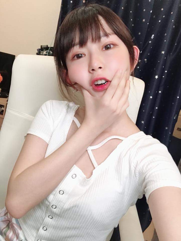  我是阿樂。剛睡醒 肥肥臉 開台囉！！...
