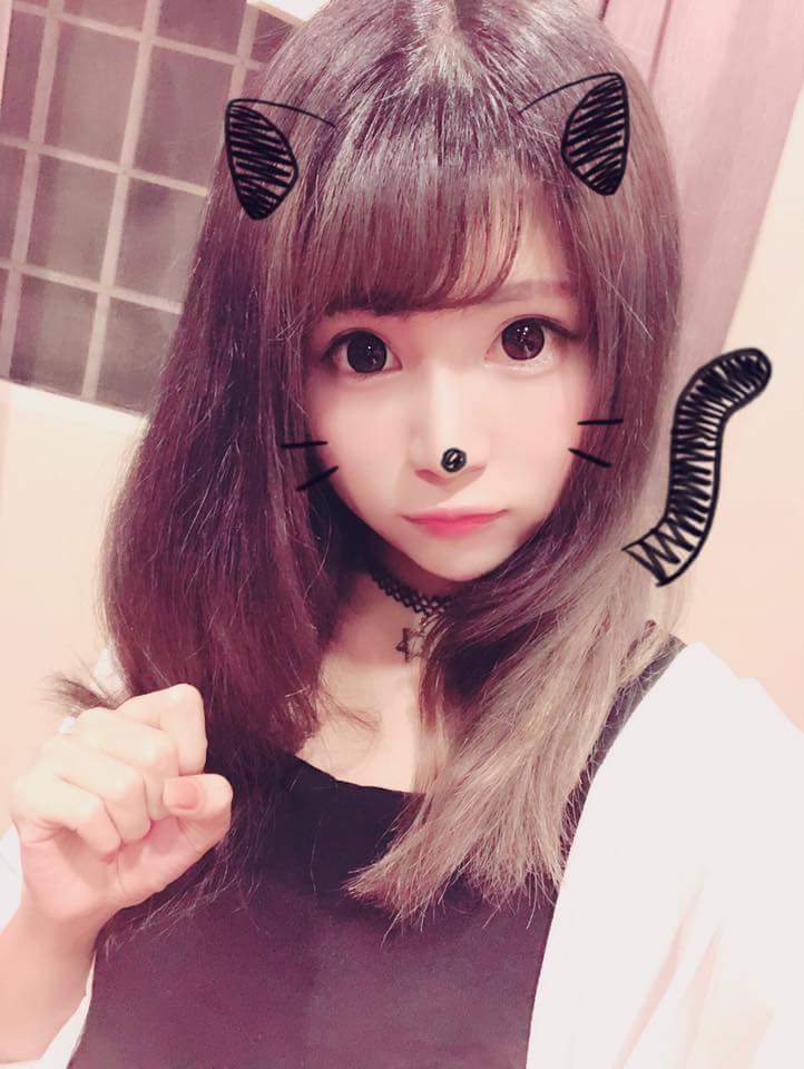  Shiraga Yanko 小泱突然的 今天晚上10點開...