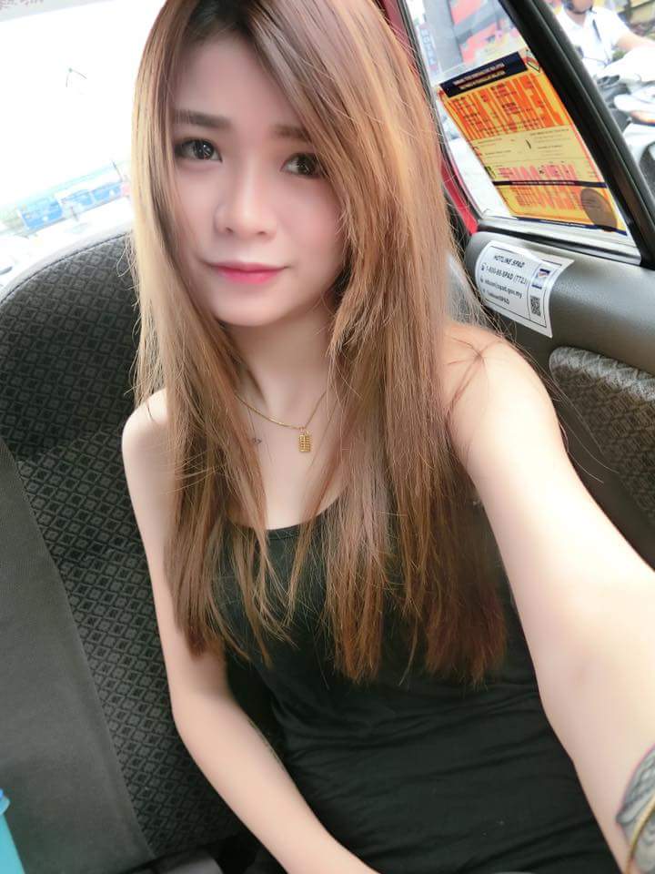  美女中学生能让你精致的 , 除了化妆�...