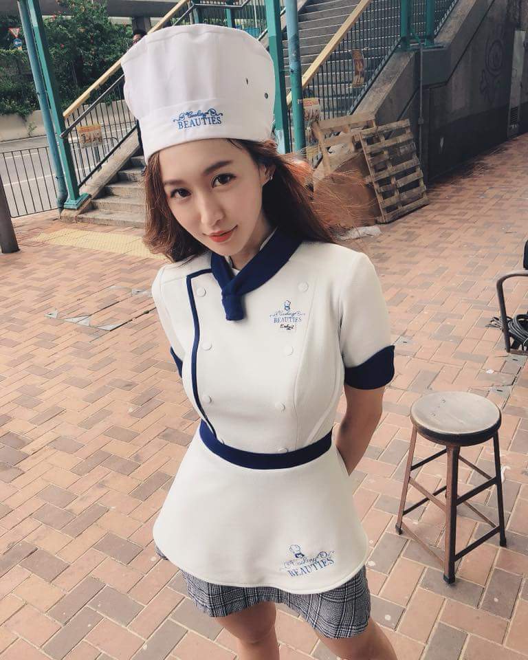  洛兒LokYii走路帶風