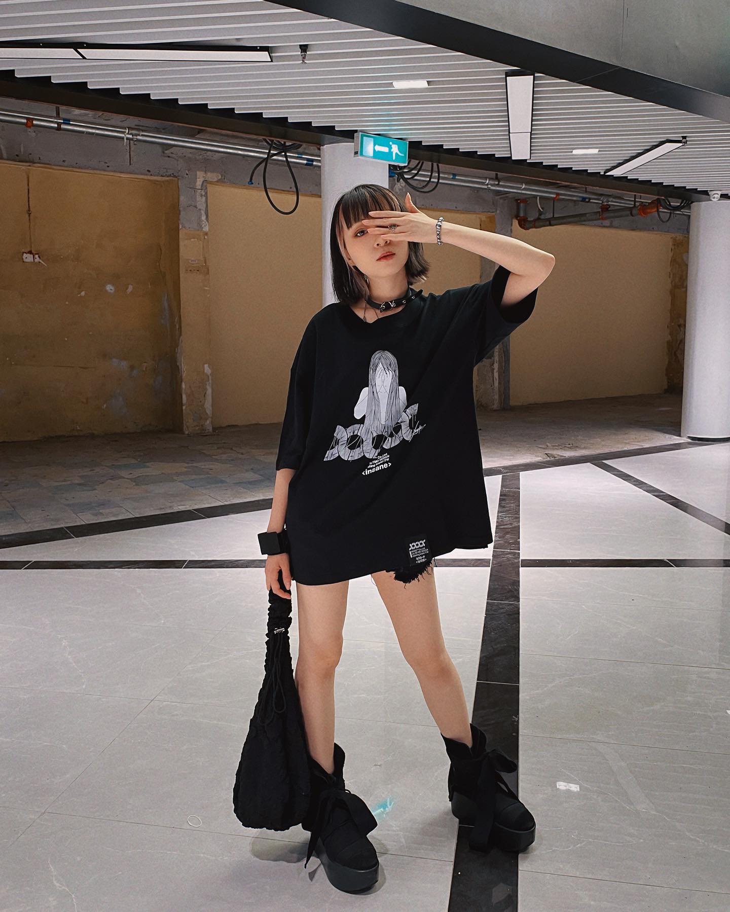  ：
三千煩惱絲 千絲萬縷
有時候⋯⋯
�...
