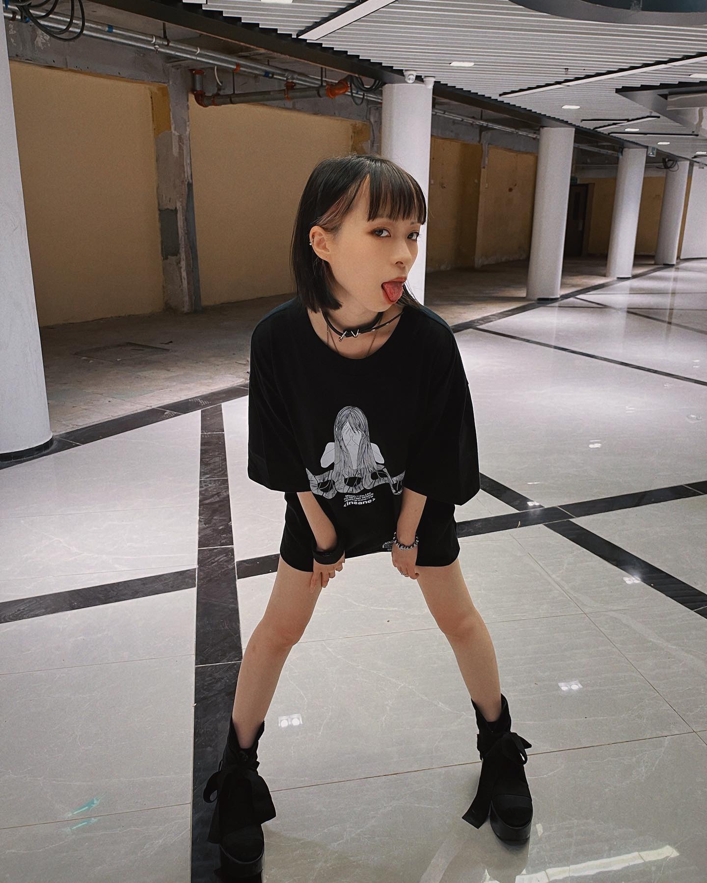  ：
三千煩惱絲 千絲萬縷
有時候⋯⋯
�...
