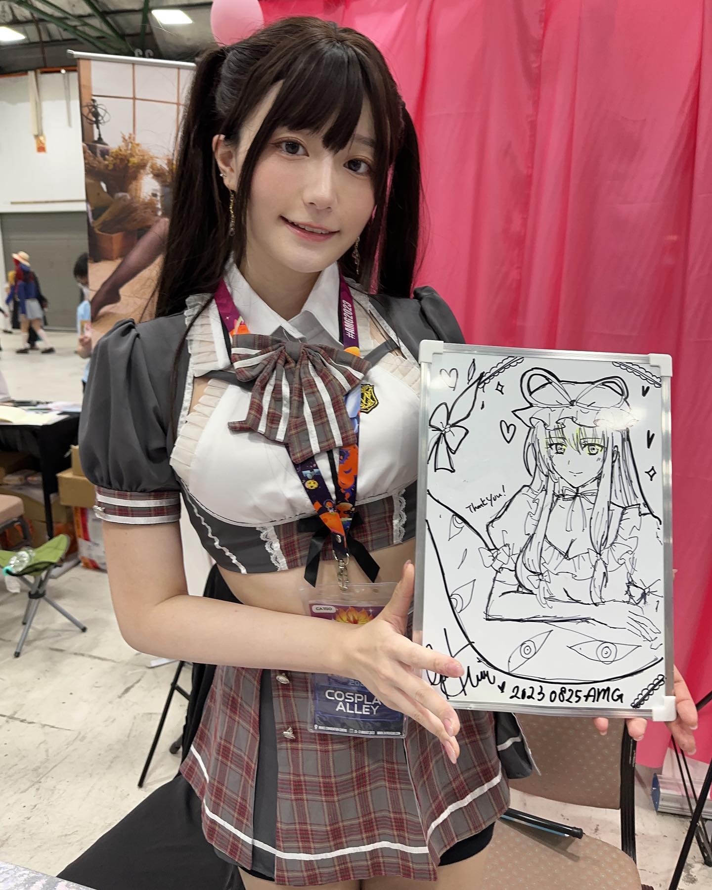  Hello everyone✨I’m in Animangaki Cosplay Alley...
