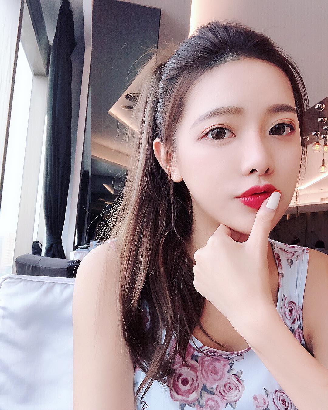  你們不知道當女生把嘴巴嘟起來的時�...