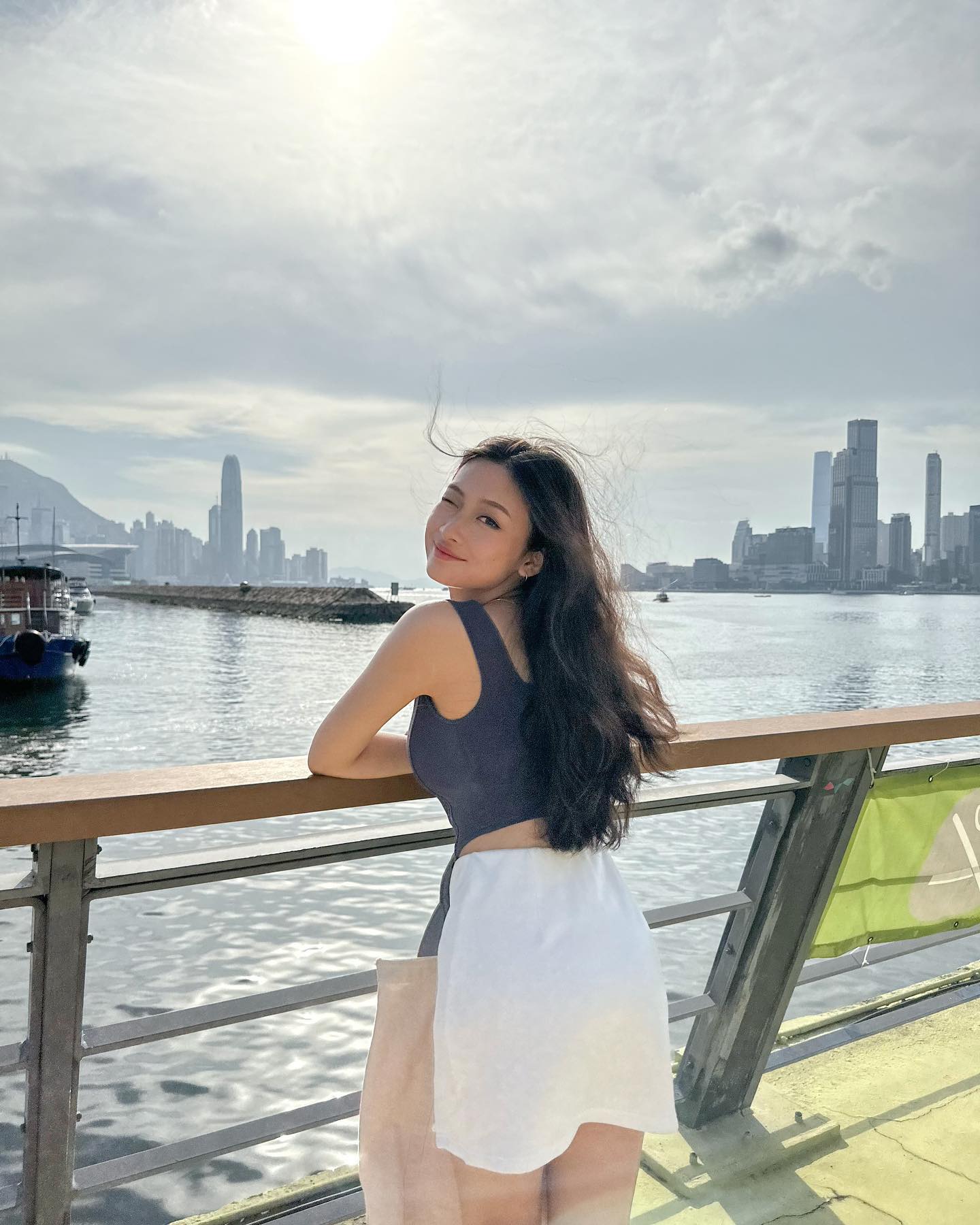  Bra top新成員報到！☀️
經典corset style...
