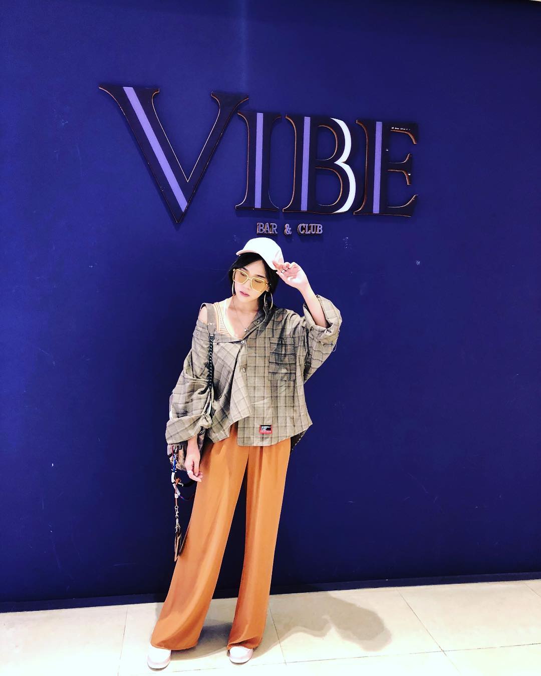  Don’t kill my vibe.⚔️
-
#ootd #Mqueenta