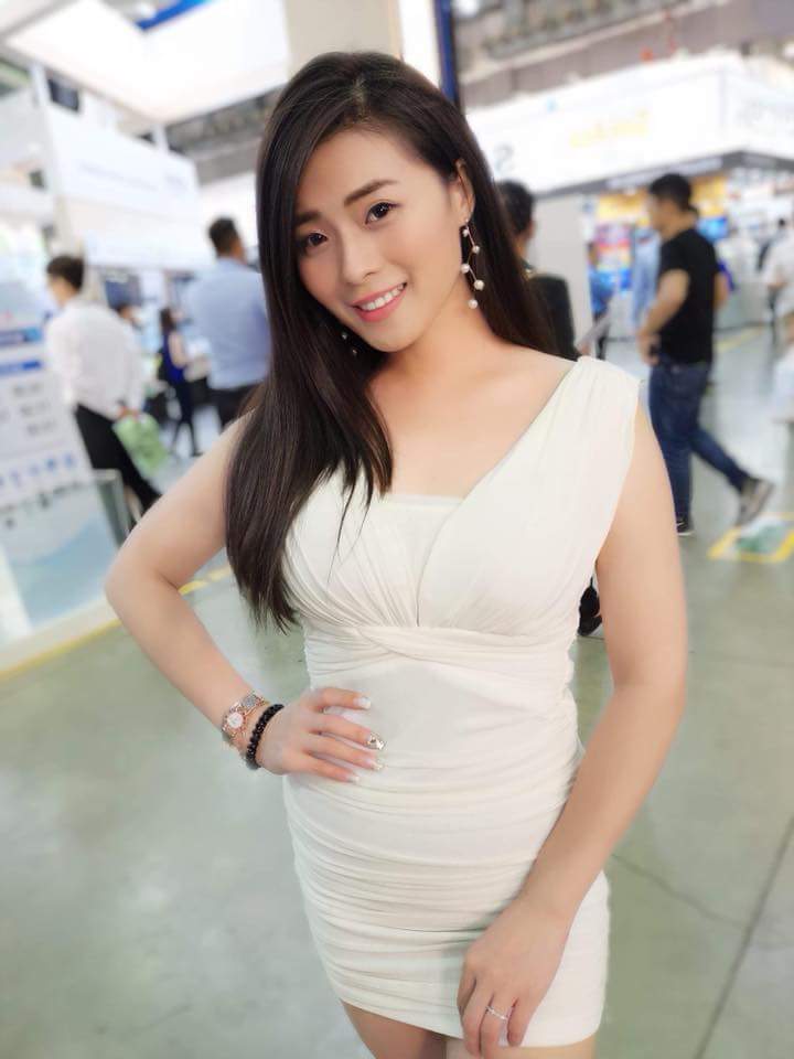 星正妹〃Viya這幾天忙翻 直播好多天沒...