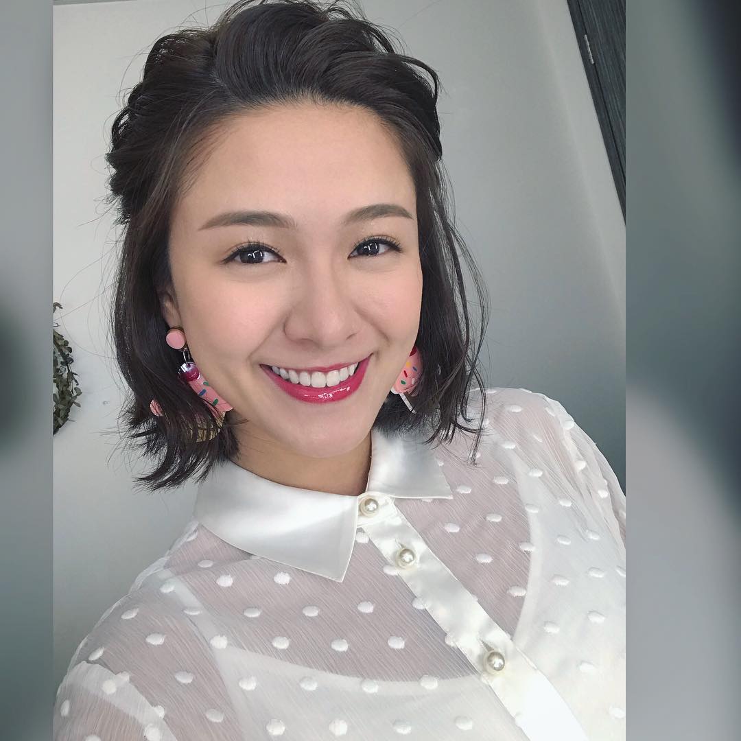  一睇呢個look就知我上《美女廚房》啦�...
