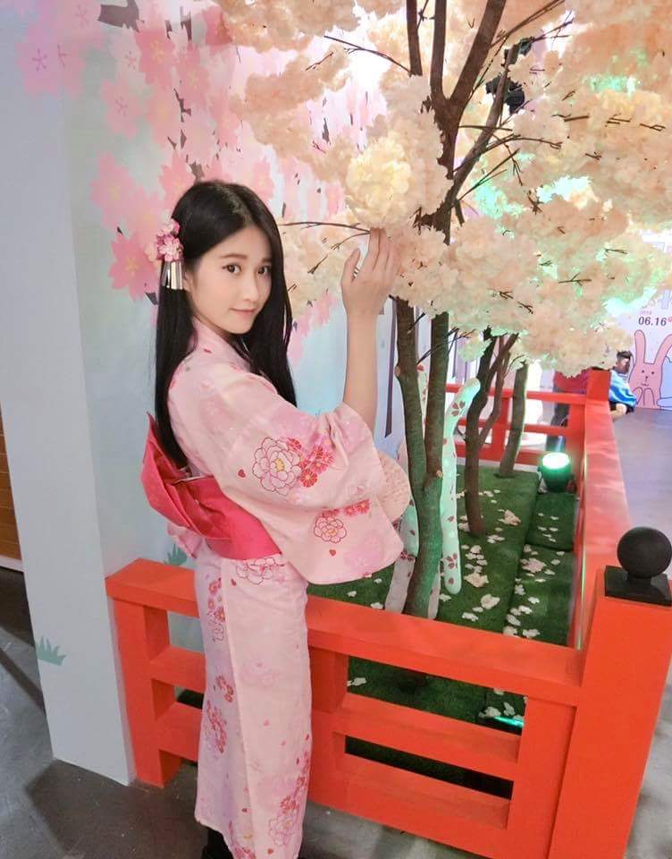  Aries 艾瑞絲就決定今晚9:30 在我的Youtub...