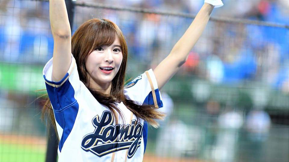  Candy 孟潔1 小時前 · 公開 · 在 Lamigirls...