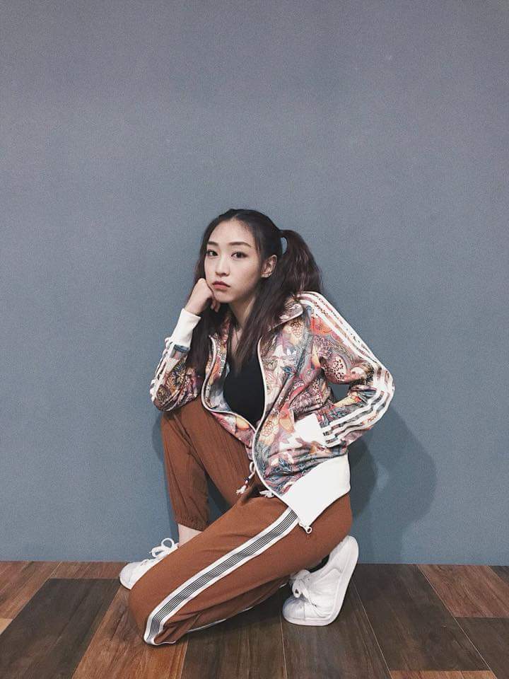  琦琦Christine雙馬尾77 問大家今天 #不缺...