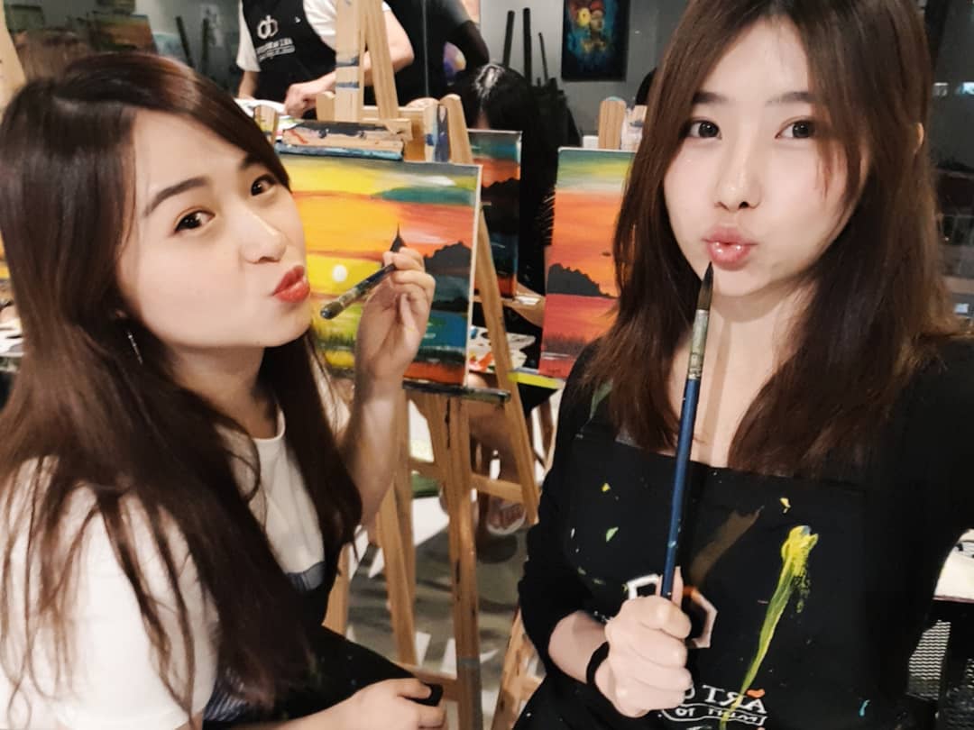  Joy is the best makeup.
@yanchong623