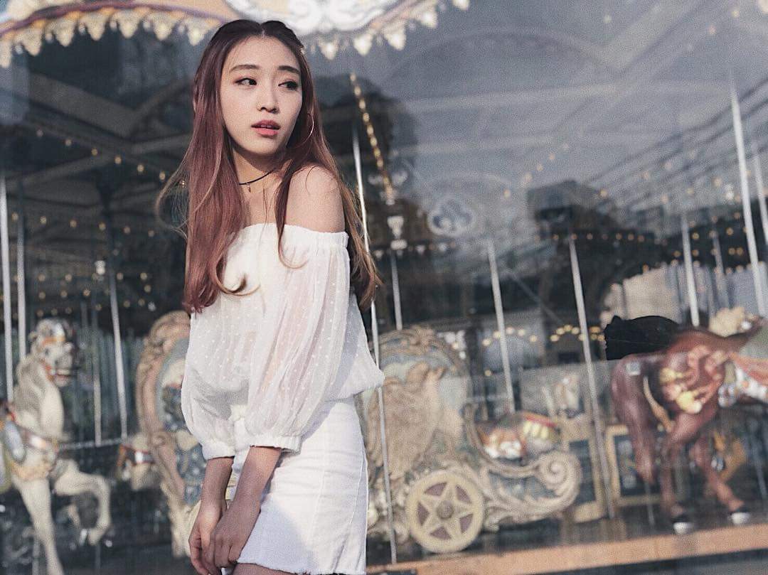  琦琦Christine#不缺 @official_ivi  MV快八十�...